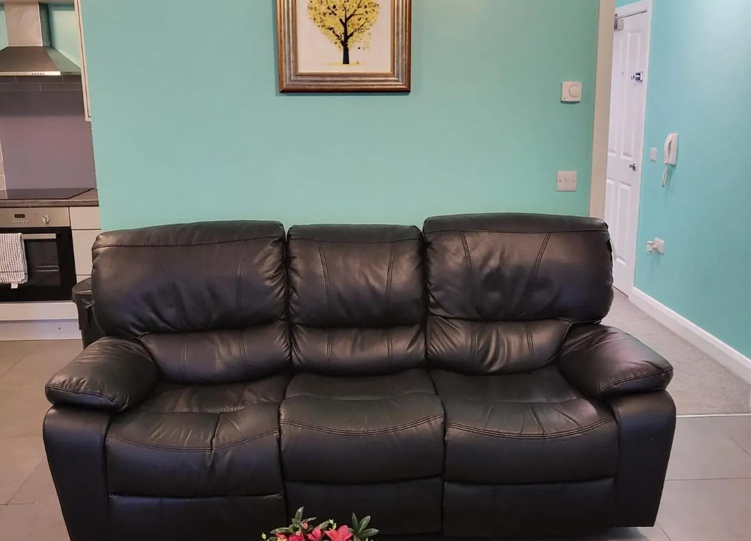 Lovely 2- Bedroom Apartment In Belfast 0*,